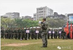 我市应急处置大队在石鼓镇开展集训拉练活动